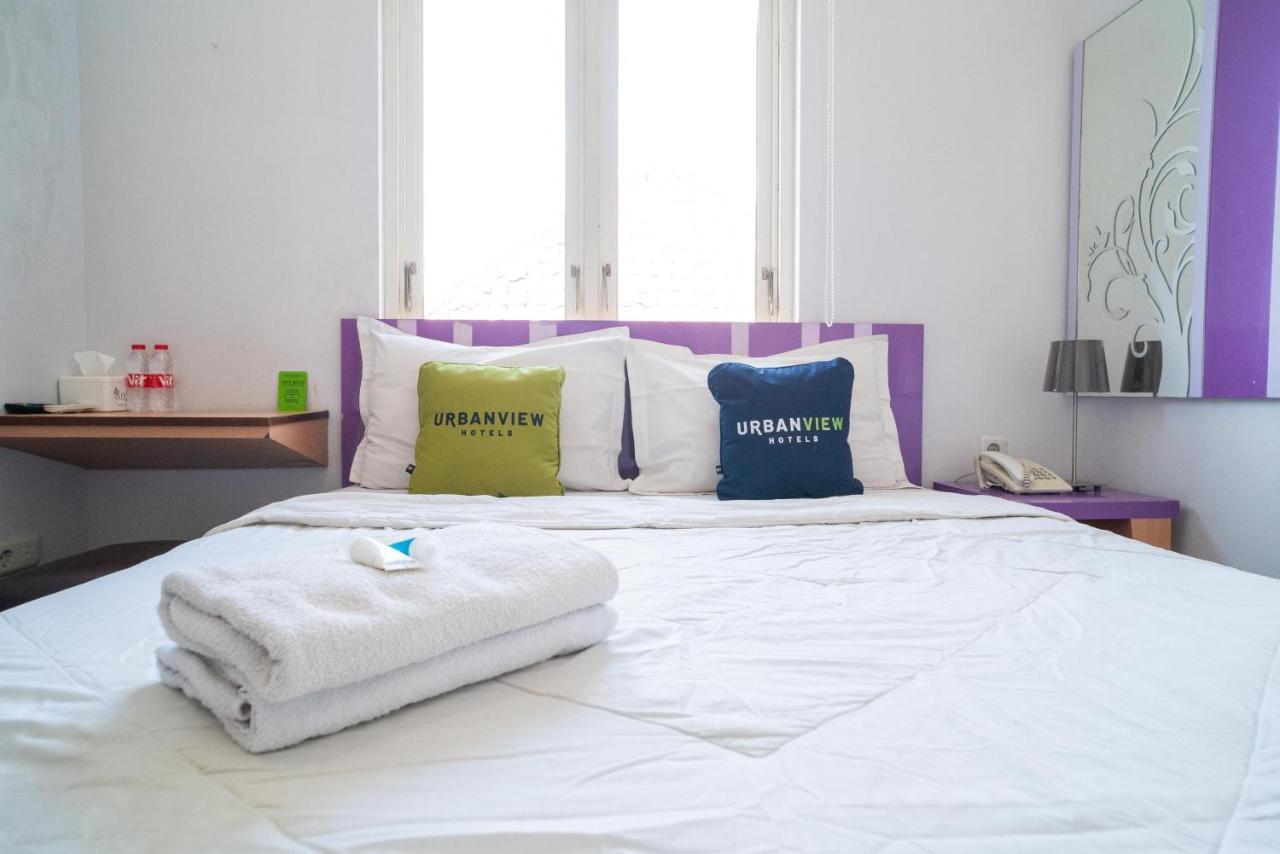 Urbanview Hotel Fiffa Kauman Malang Zewnętrze zdjęcie