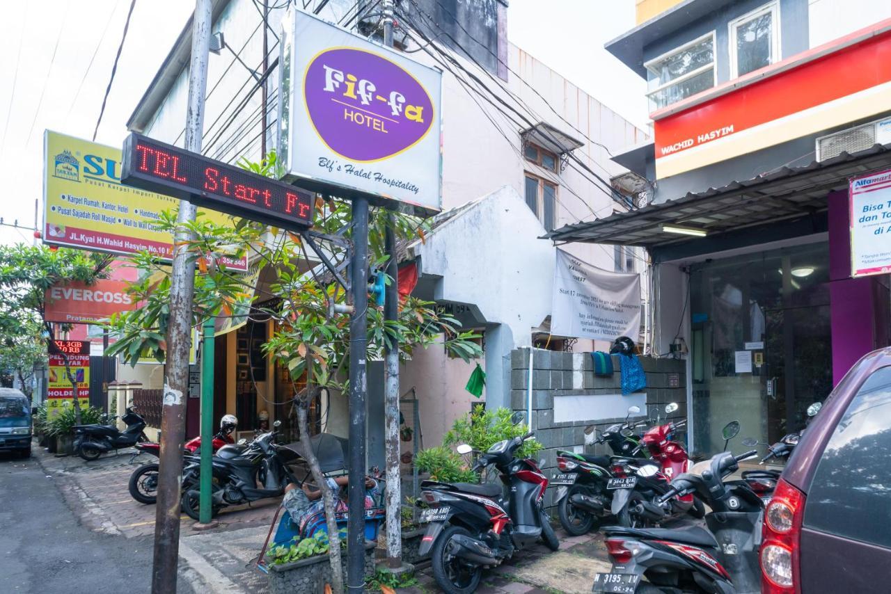 Urbanview Hotel Fiffa Kauman Malang Zewnętrze zdjęcie